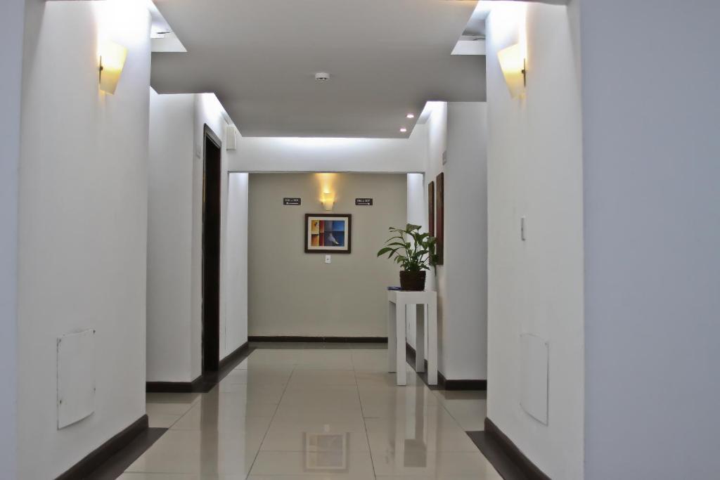 De La Plaza Hotel Μαλντονάντο Εξωτερικό φωτογραφία